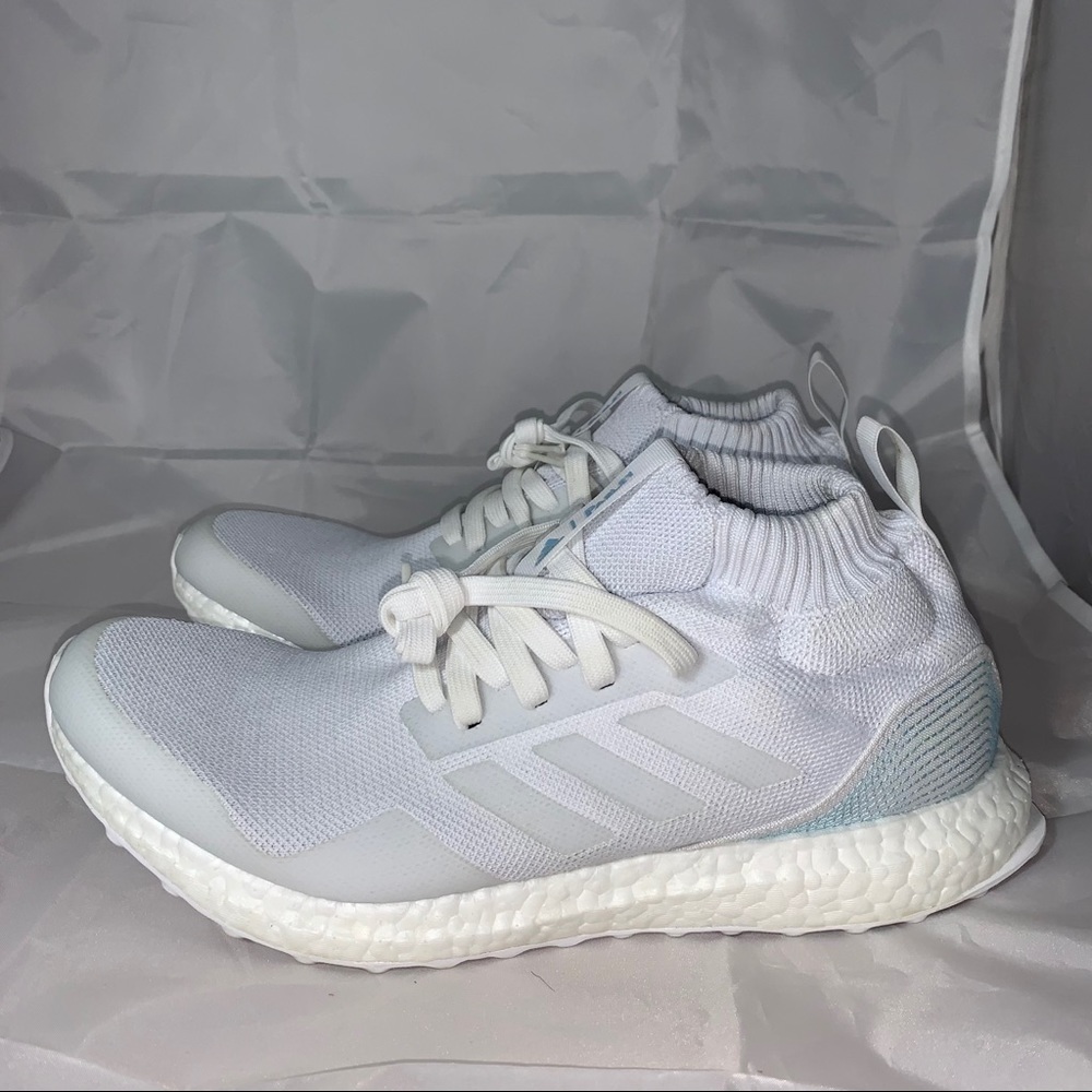 Adidas Ultraboost Mid x Parley men’s size 10.5